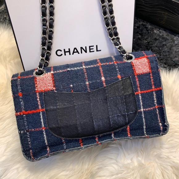 ❌SOLD❌Chanel checked tweed leather classic single flap SHW - Picture 2 of 11